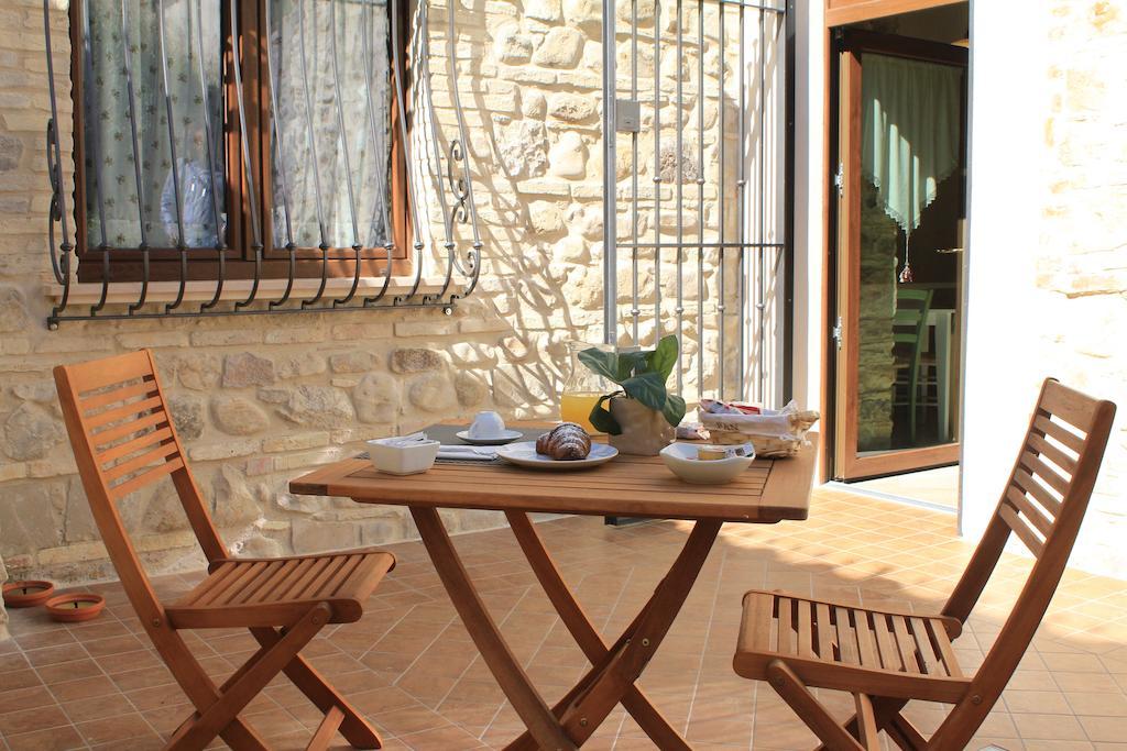 A Casa Nostra Residenza Di Charme Bed and Breakfast Candela Buitenkant foto